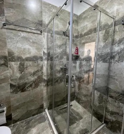 Mazrreku Aparthotel Golem (Tirana)